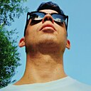 Знакомства: Виталий, 38 лет, Калуга