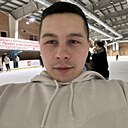 Знакомства: Максим, 28 лет, Реутов