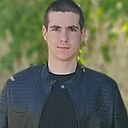 Знакомства: Влад, 18 лет, Светлоград