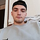 Знакомства: Наиль, 23 года, Нижнекамск