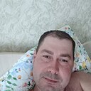 Знакомства: Артём, 41 год, Губкинский