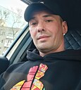 Знакомства: Игорь, 38 лет, Саратов