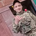 Знакомства: Геннадий, 28 лет, Оренбург
