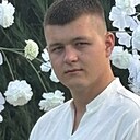 Знакомства: Илья, 24 года, Саратов