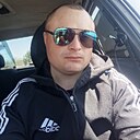 Знакомства: Игорян, 32 года, Снежное