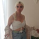Знакомства: Ирина, 33 года, Симферополь