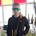 Знакомства: Денис, 18 лет, Макеевка
