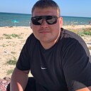 Знакомства: Богдан, 26 лет, Геническ