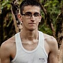 Знакомства: Ильдар, 26 лет, Нижневартовск