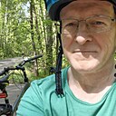 Знакомства: Михаил, 66 лет, Москва