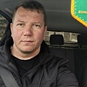 Знакомства: Виктор, 38 лет, Югорск