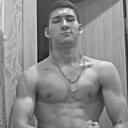 Знакомства: Дмитрий, 20 лет, Тула