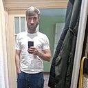 Знакомства: Валера, 30 лет, Новомосковск