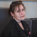Знакомства: Лиза, 21 год, Великий Новгород