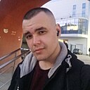 Знакомства: Артем, 32 года, Севастополь