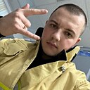 Знакомства: Александр, 31 год, Братск