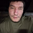 Знакомства: Максим, 40 лет, Магадан