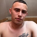Знакомства: Егор, 19 лет, Феодосия