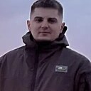 Знакомства: Олег, 24 года, Томск