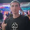 Знакомства: Артемий, 27 лет, Волгодонск