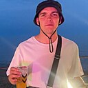 Знакомства: Ваня, 27 лет, Ялта