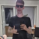 Знакомства: Егор, 22 года, Ульяновск