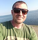 Знакомства: Роман, 47 лет, Балаково