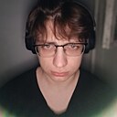 Знакомства: Влад, 19 лет, Кривой Рог