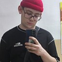 Знакомства: Вовчик, 19 лет, Курган