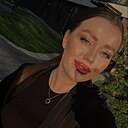 Знакомства: Мила, 28 лет, Екатеринбург