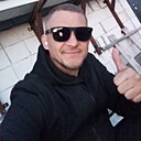 Знакомства: Артем, 34 года, Биробиджан