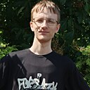 Знакомства: Макс, 27 лет, Майкоп