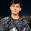 Знакомства: Максим, 26 лет, Саратов