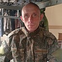 Знакомства: Даниил, 41 год, Крымск