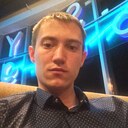 Знакомства: Евгений, 31 год, Нижнекамск