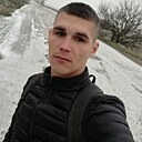 Знакомства: Вовик, 31 год, Адлер
