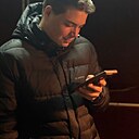 Знакомства: Евгений, 21 год, Курск