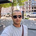 Знакомства: Евгений, 29 лет, Луганск