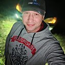 Знакомства: Артём, 33 года, Брянск