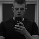 Знакомства: Виталий, 28 лет, Брянск