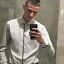 Знакомства: Малой, 22 года, Челябинск