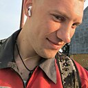 Знакомства: Денис, 22 года, Вороново