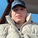 Знакомства: Виктор, 21 год, Омск