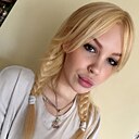 Знакомства: Юлечка, 23 года, Санкт-Петербург