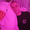 Знакомства: Денис, 22 года, Киров