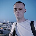 Знакомства: Олег, 35 лет, Сосновый Бор