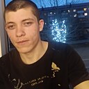 Знакомства: Артëм, 20 лет, Курган