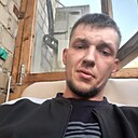 Знакомства: Илья, 33 года, Саратов