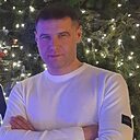 Знакомства: Максим, 42 года, Москва