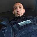 Знакомства: Дмитрий, 25 лет, Углегорск (Донецкая Обл)